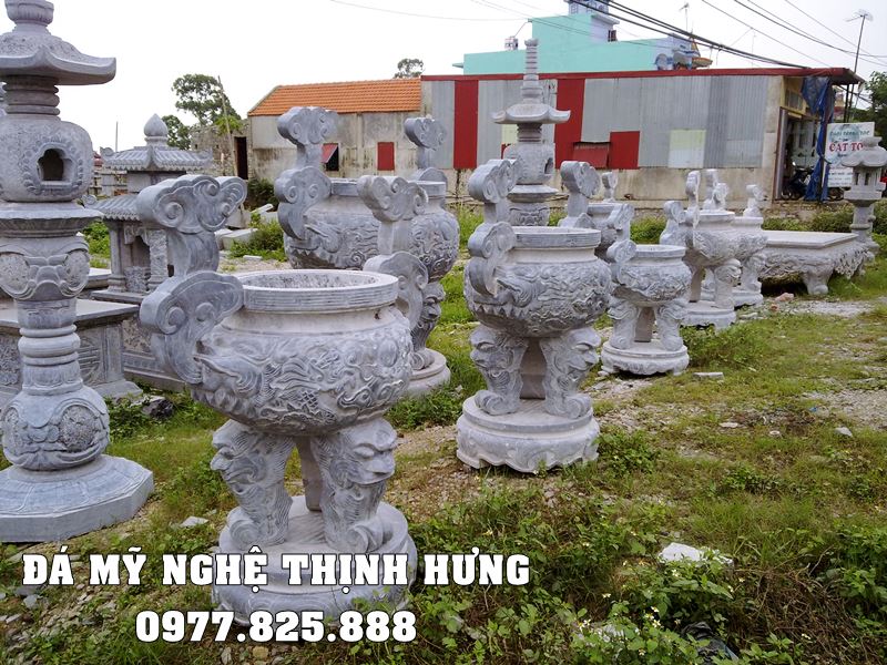 Mẫu Lư hương đá tại Tây Ninh