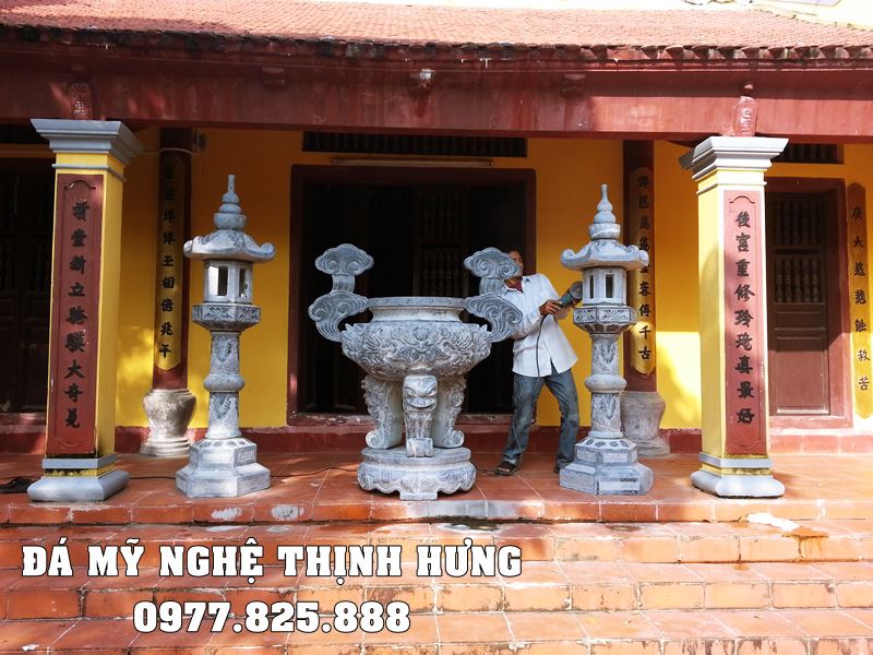 Mẫu Lư hương đá tại Quảng Nam