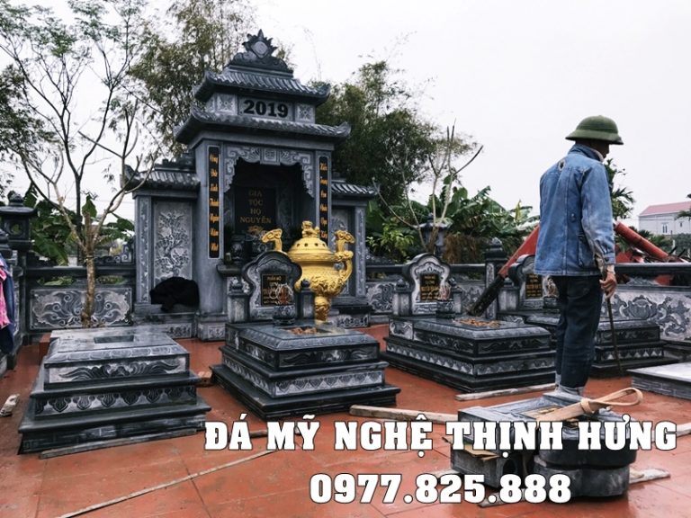 Khu lăng mộ đá đẹp bằng đá xanh rêu cao cấp với các Mộ Tam Sơn nguyên khối đẹp Thịnh Hưng