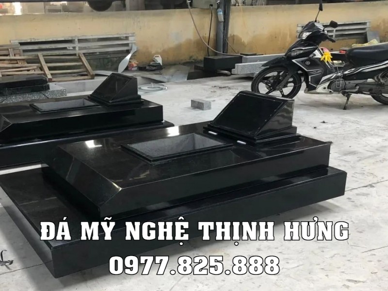 Xây Mộ đôi ba mái đẹp tại Hà Nội 2024 32 Mo-da-granite-den-Binh-Dinh-cao-cap.jpg