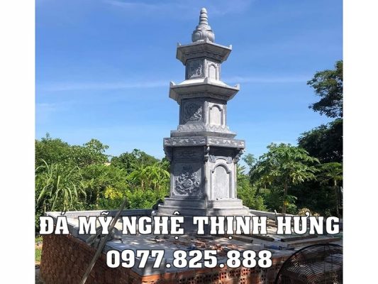 Tháp đá để tro cốt ấn tượng và đặc trưng hiện nay.