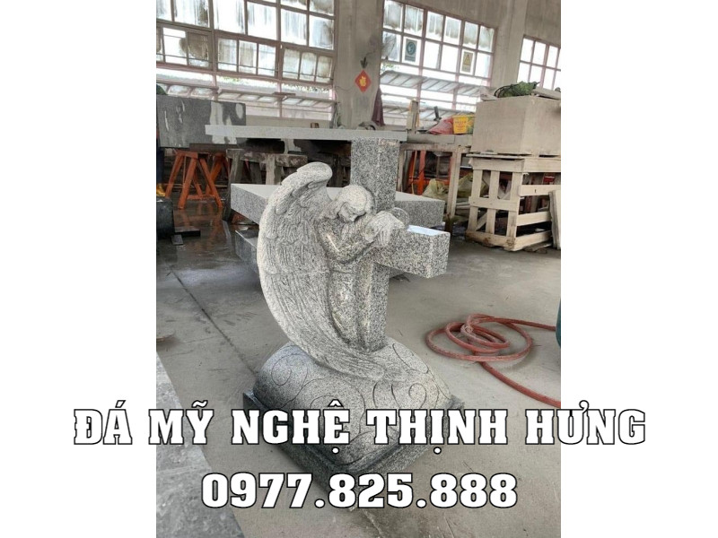 Bia đá cho Mộ công giáo.jpg Bia đá cho Mộ công giáo.jpg