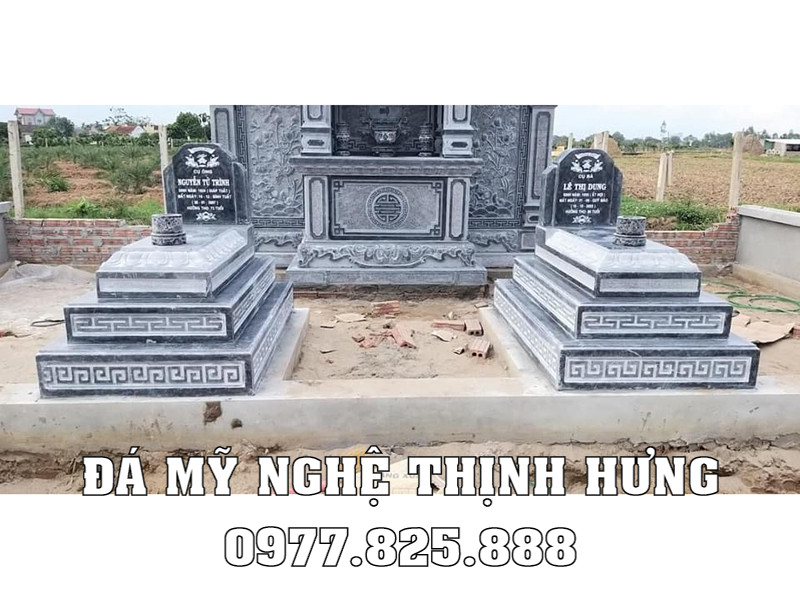 Sửa Mộ tại Thái Bình.jpg Sửa Mộ tại Thái Bình.jpg