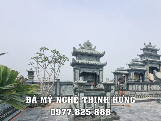 Mộ đôi 2 mái bằng đá xanh rêu granite Thanh Hóa.