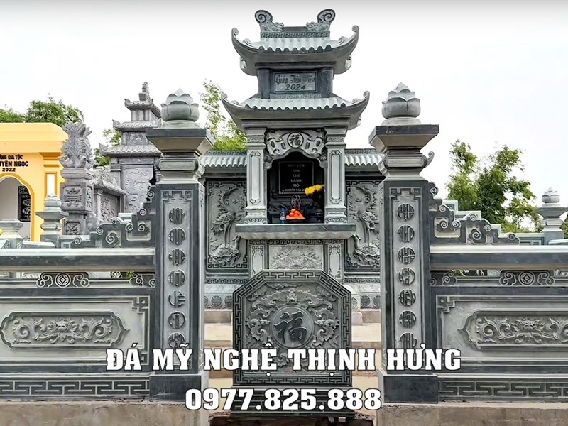 Quy hoạch, xây, sửa khu lăng mộ đá gia đình diện tích 20m2 30 Cổng vào khu lăng mộ gia đình đơn giản