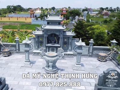 Khuon vien lang tho da va do tho da trang trong bai ban