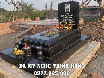 Chọn ngày, xem ngày xây mộ 2026 - Lưu ý khi xây mộ năm 2026 14 Mau-Mo-granite-dep-khi-xay-sua-mo-cho-nguoi-than-nam-2026.jpg