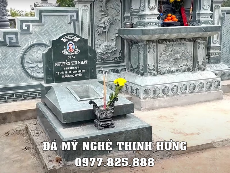 Quy hoạch, xây, sửa khu lăng mộ đá gia đình diện tích 20m2 27 Mộ đá xanh rêu phổ biến hiện nay tại khu lăng mộ gia đình