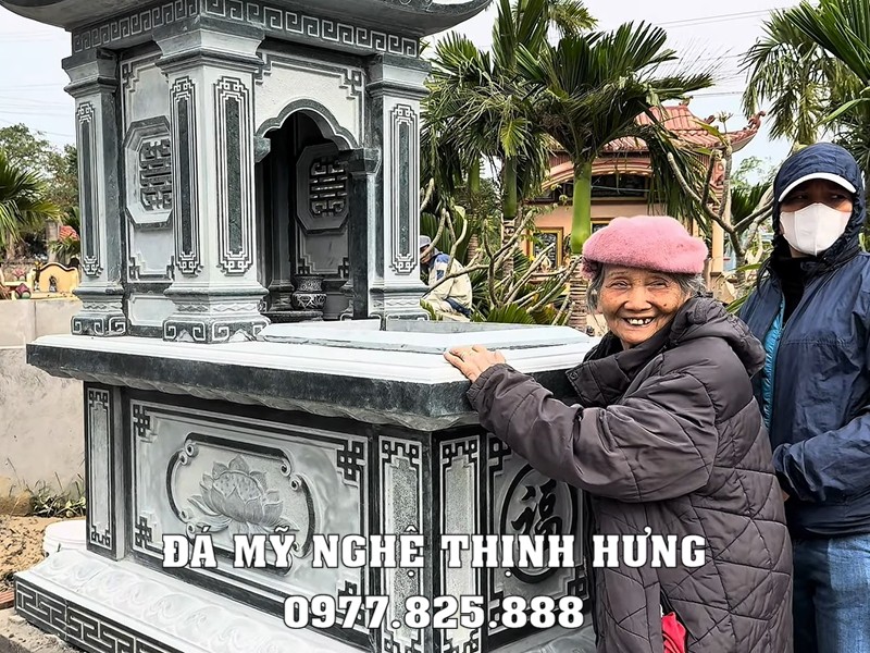 Mẫu Mộ đá 2 mái đẹp (mô hai mái), đá xanh rêu chất lượng #moda 25 Nụ cười rạng rỡ của Bà khi hoàn thành tâm nguyện