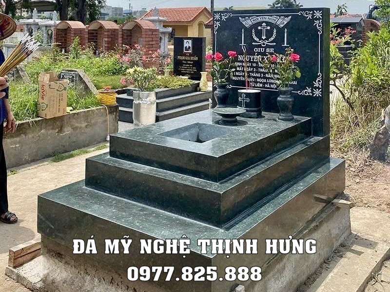 Mẫu Mộ đá công giáo granite - Mộ 3 cấp công giáo nguyên khối 14 Mẫu Mộ đá công giáo granite - Mộ 3 cấp công giáo nguyên khối